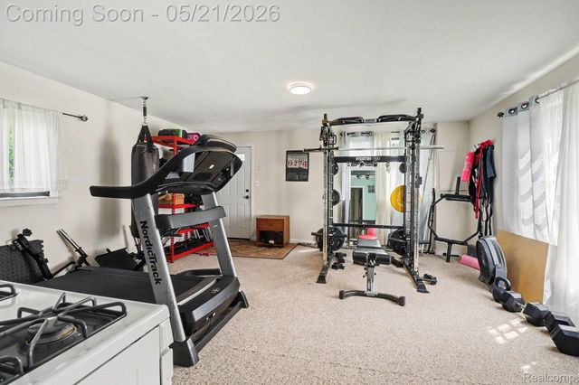 95 Dennison Street, Oxford Village, MI 48371