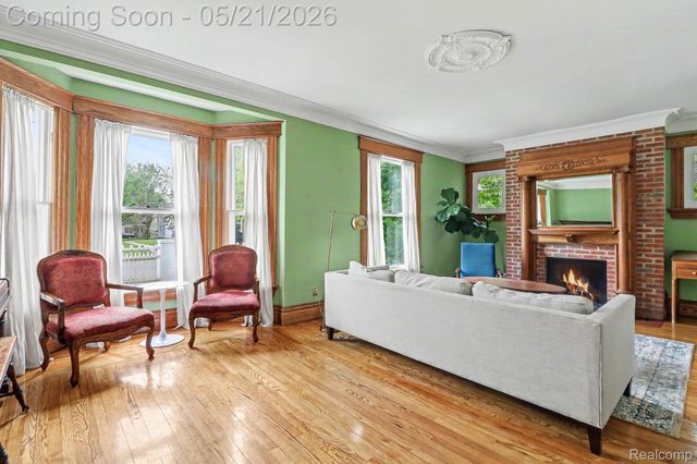 95 Dennison Street, Oxford Village, MI 48371