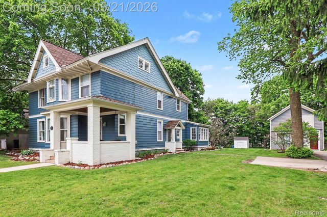 95 Dennison Street, Oxford Village, MI 48371
