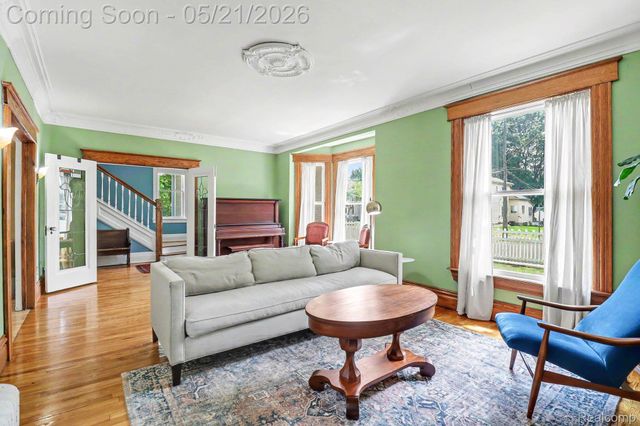 95 Dennison Street, Oxford Village, MI 48371
