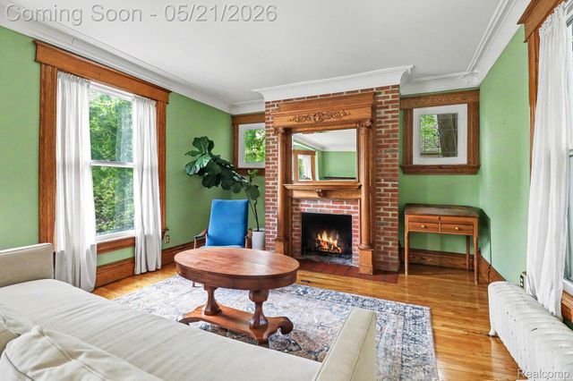 95 Dennison Street, Oxford Village, MI 48371
