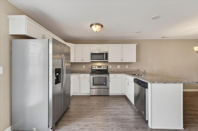 212 Alexander Blvd, Clarksville, TN 37040