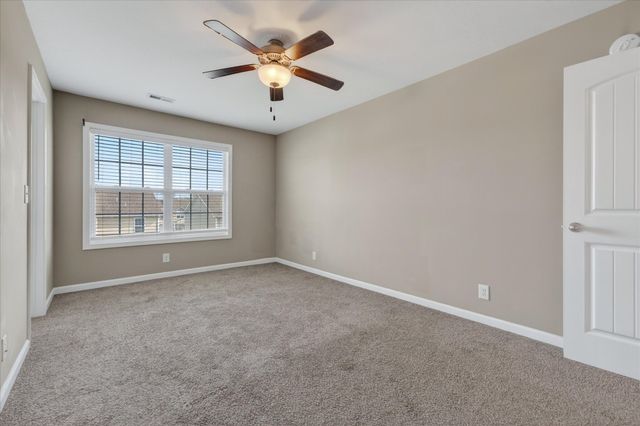 212 Alexander Blvd, Clarksville, TN 37040