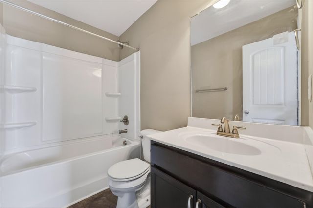 212 Alexander Blvd, Clarksville, TN 37040