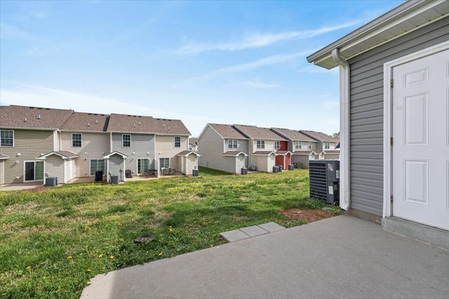 212 Alexander Blvd, Clarksville, TN 37040