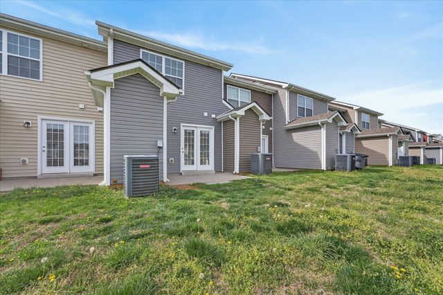 212 Alexander Blvd, Clarksville, TN 37040