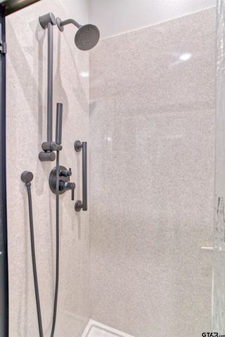 1882 Stonehaven Ct, Tyler, TX 75701