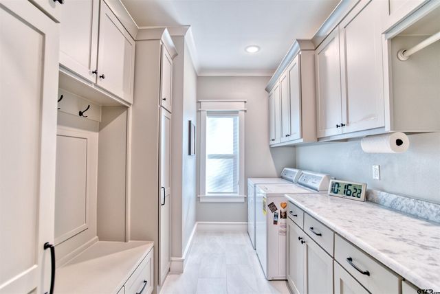 1882 Stonehaven Ct, Tyler, TX 75701