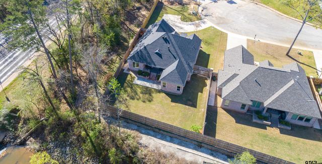 1882 Stonehaven Ct, Tyler, TX 75701