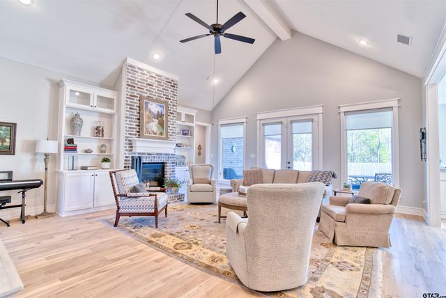 1882 Stonehaven Ct, Tyler, TX 75701