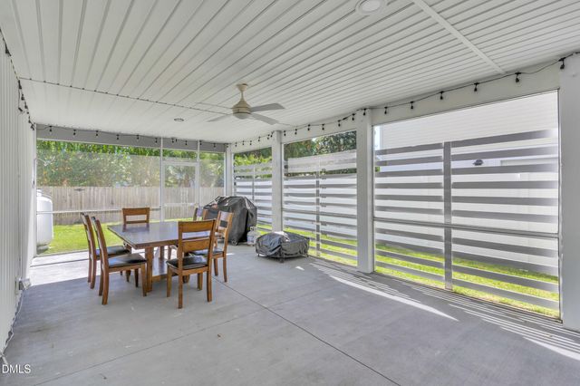 405 Ivy Lane Lane, Carolina Beach, NC 28428