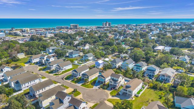 405 Ivy Lane Lane, Carolina Beach, NC 28428