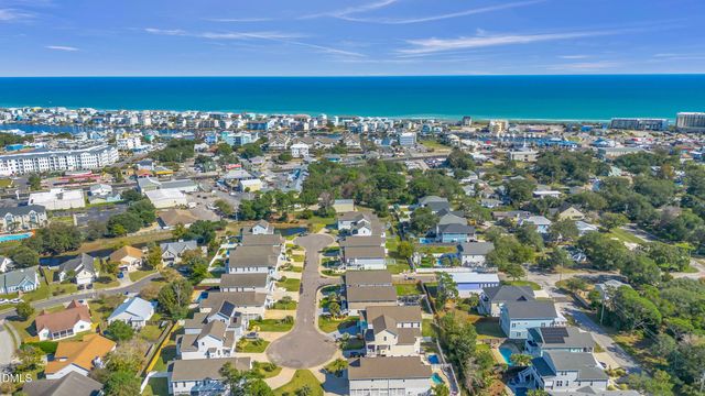 405 Ivy Lane Lane, Carolina Beach, NC 28428