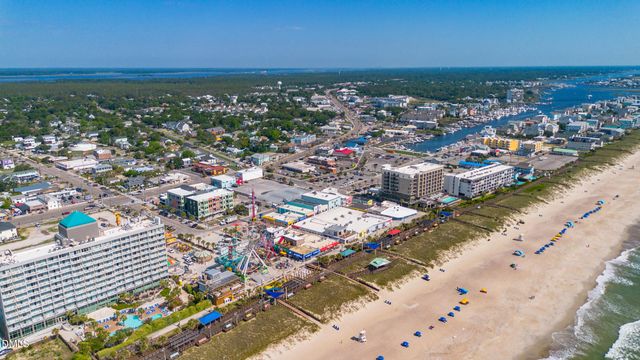 405 Ivy Lane Lane, Carolina Beach, NC 28428