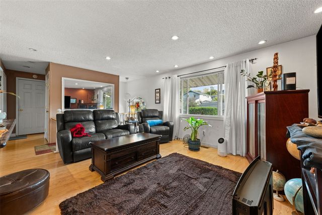 4057 30th Avenue S, Seattle, WA 98108