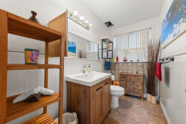 4057 30th Avenue S, Seattle, WA 98108