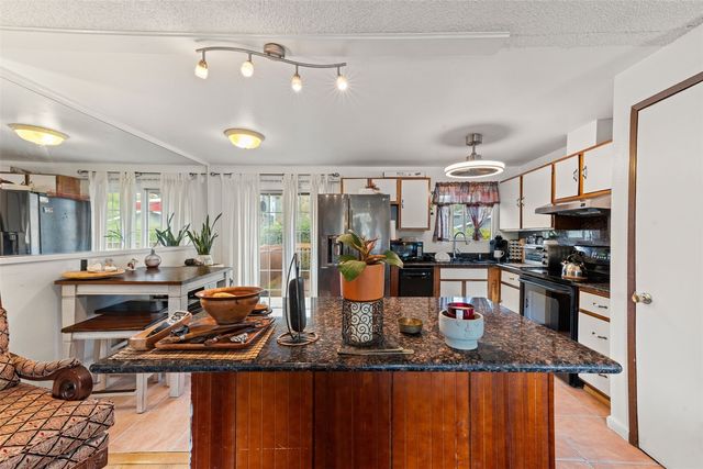 4057 30th Avenue S, Seattle, WA 98108