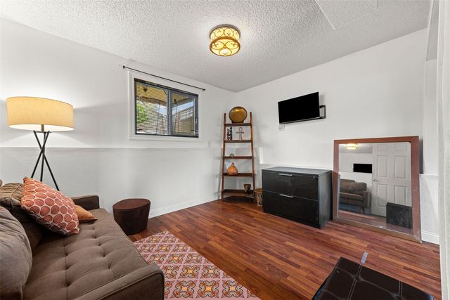 4057 30th Avenue S, Seattle, WA 98108