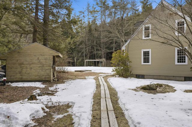 75 Clark Mill Road, Weare, NH 03281