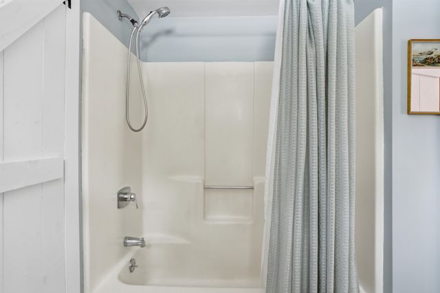 75 Clark Mill Road, Weare, NH 03281