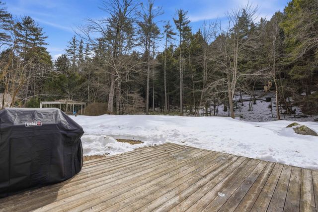 75 Clark Mill Road, Weare, NH 03281