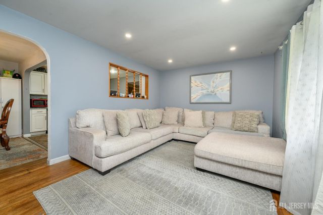 42 Central Avenue, Piscataway, NJ 08854