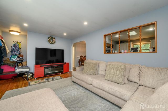 42 Central Avenue, Piscataway, NJ 08854