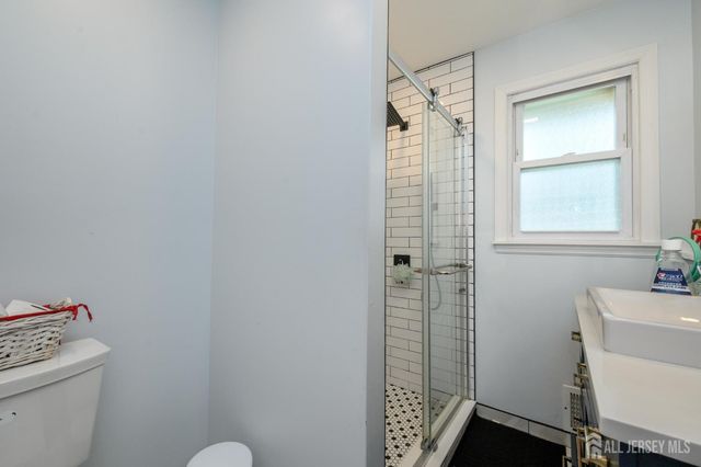 42 Central Avenue, Piscataway, NJ 08854