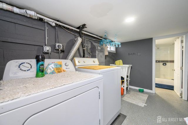 42 Central Avenue, Piscataway, NJ 08854