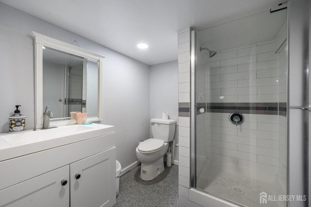 42 Central Avenue, Piscataway, NJ 08854