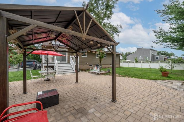 42 Central Avenue, Piscataway, NJ 08854