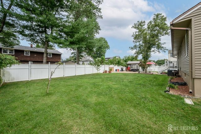 42 Central Avenue, Piscataway, NJ 08854