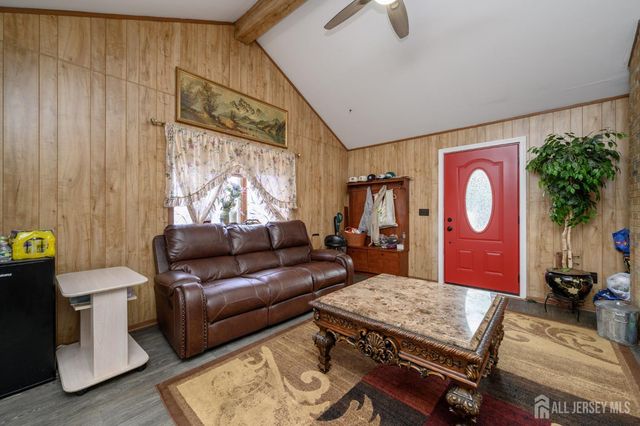 42 Central Avenue, Piscataway, NJ 08854