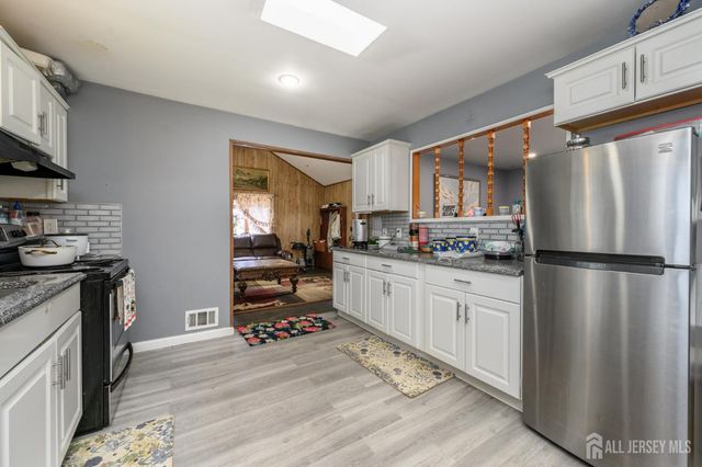 42 Central Avenue, Piscataway, NJ 08854