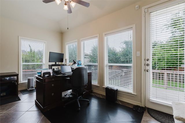 722 Tom Kite DR, Round Rock, TX 78664