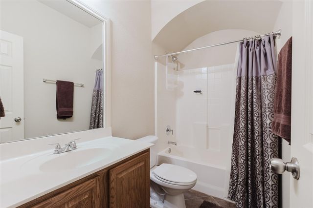 722 Tom Kite DR, Round Rock, TX 78664