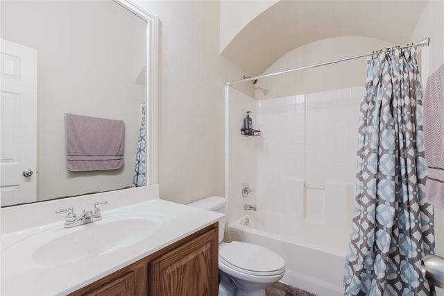 722 Tom Kite DR, Round Rock, TX 78664