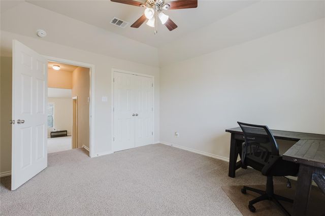 722 Tom Kite DR, Round Rock, TX 78664