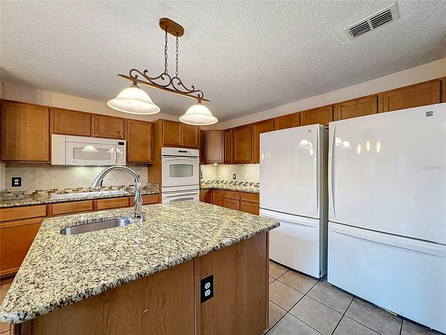 313 AZORES PLACE, Groveland, FL 34736