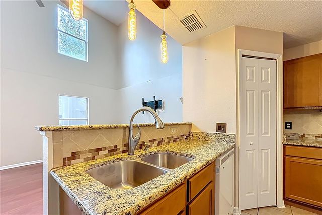 313 AZORES PLACE, Groveland, FL 34736