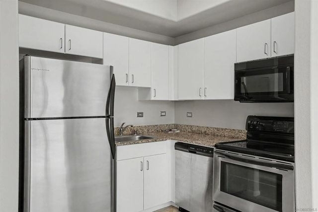 1643 6Th 406, San Diego, CA 92101