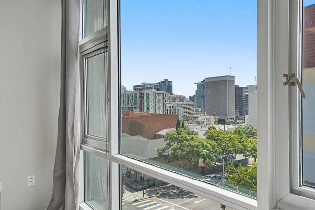 1643 6Th 406, San Diego, CA 92101