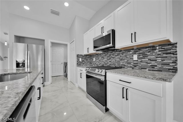 3095 NW 4th PL, Cape Coral, FL 33993