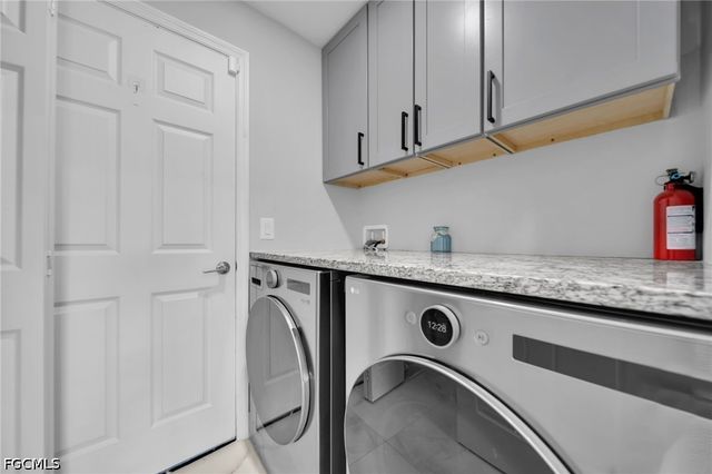3095 NW 4th PL, Cape Coral, FL 33993