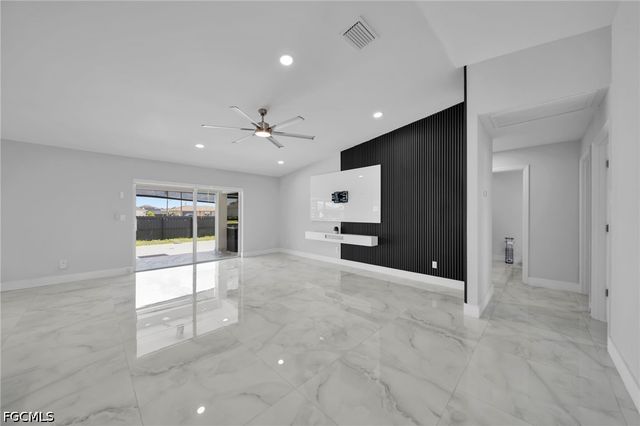 3095 NW 4th PL, Cape Coral, FL 33993
