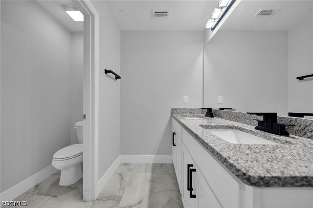 3095 NW 4th PL, Cape Coral, FL 33993