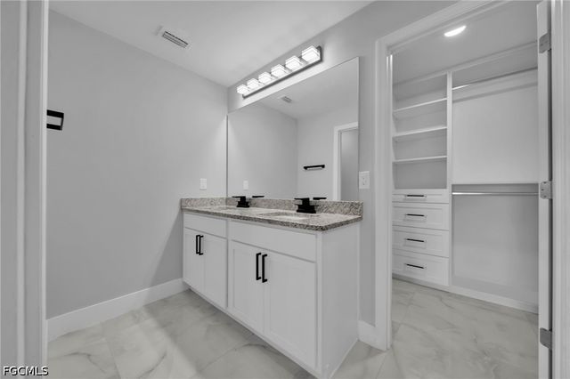3095 NW 4th PL, Cape Coral, FL 33993