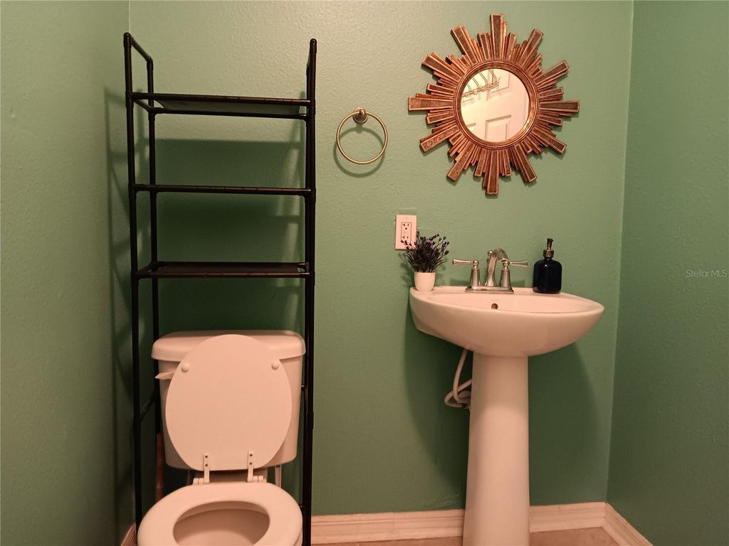 Image 6 of property listing at 3508 E 28TH AVENUE, Tampa, FL 33605