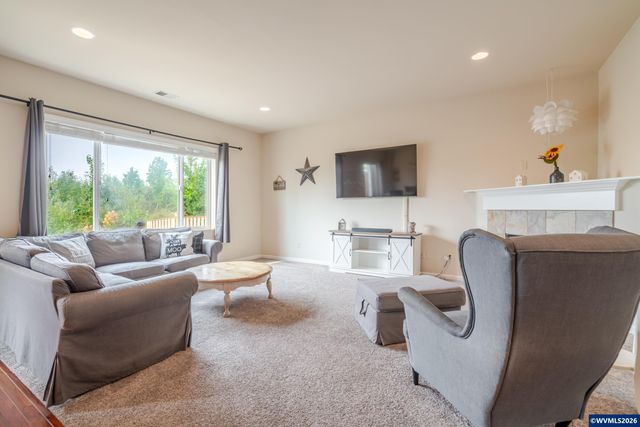 2982 23rd Av NW, Albany, OR 97321