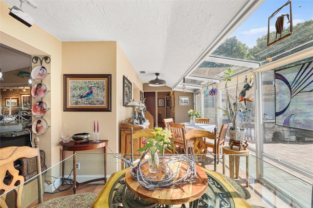 9700 NW 28th St, Hollywood, FL 33024